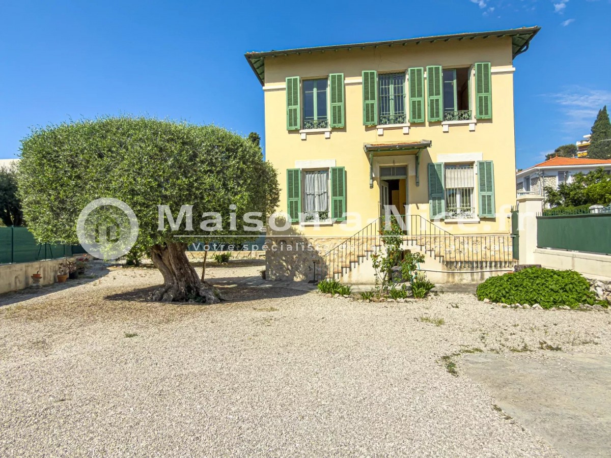 Maison 9 pièces 180 m² · à Nice · 180 m² · 1 199 000 €